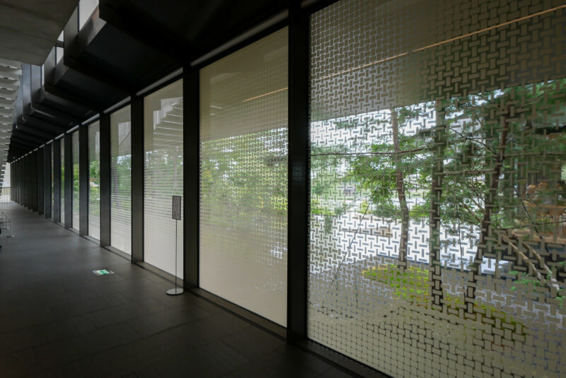 福田美術館の外壁ガラス