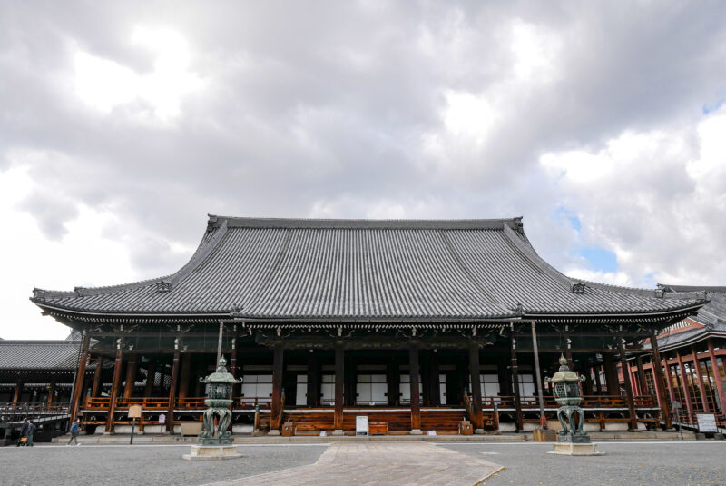 西本願寺の阿弥陀堂