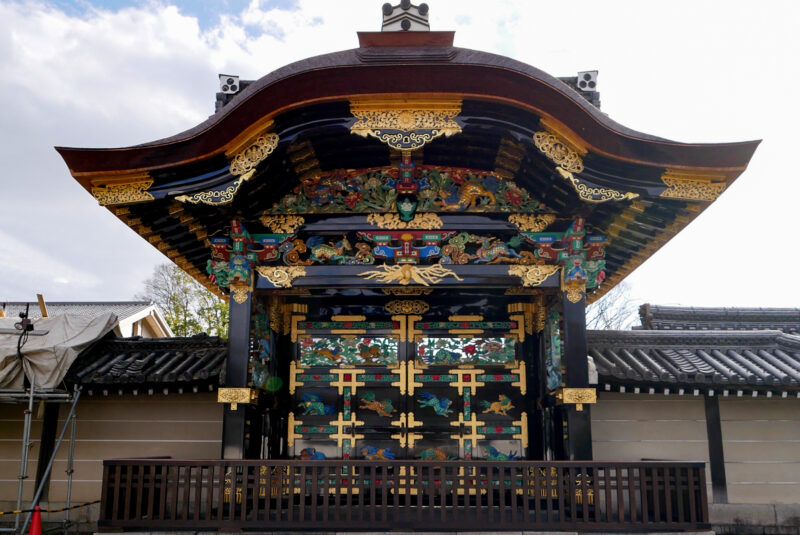 西本願寺の唐門